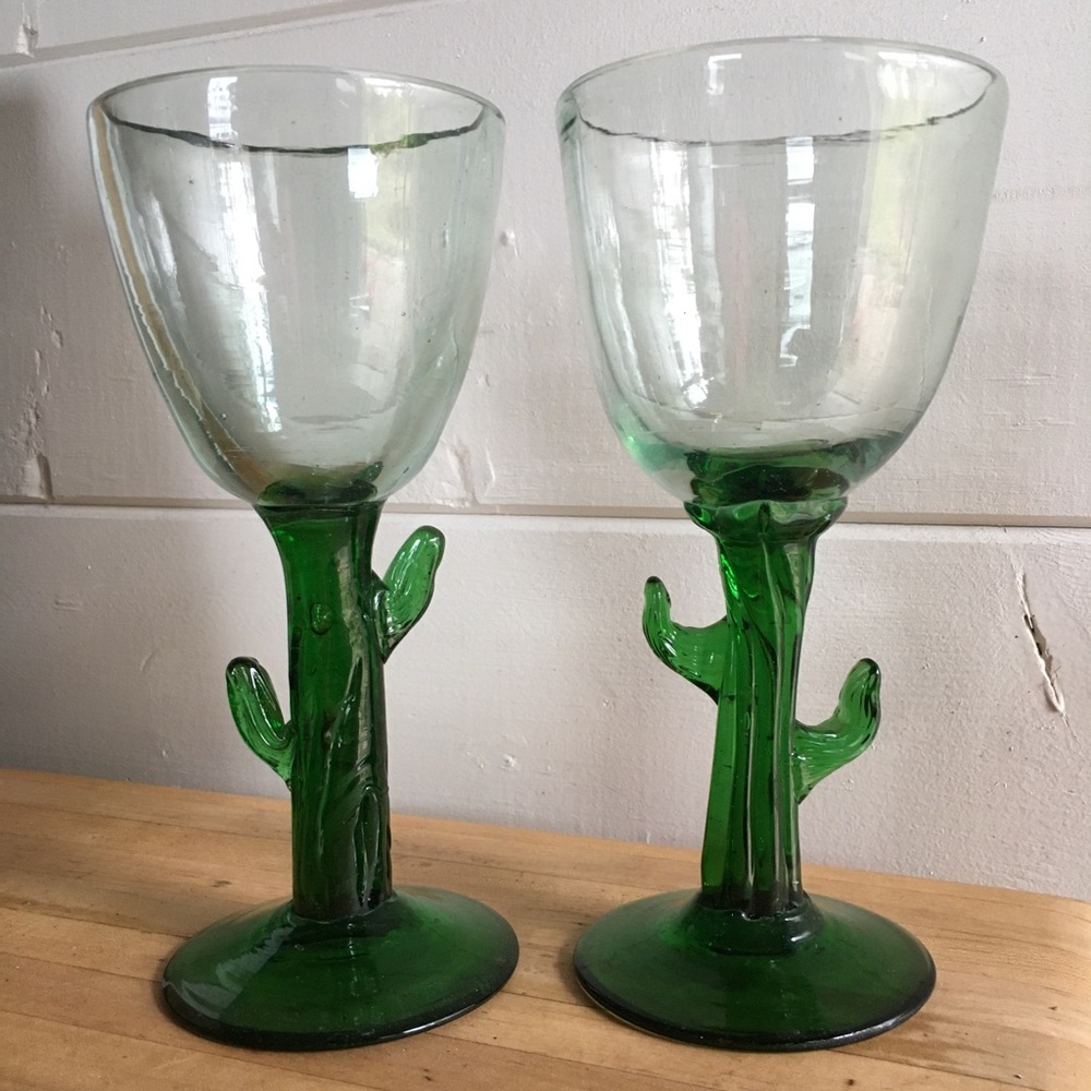 Hand Blown Wine/ Margarita Glasses 🌵